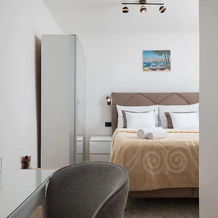 Pu La La Free Private Parking * Pula