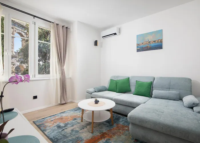 Pu La La Free Private Parking Apartman Pula